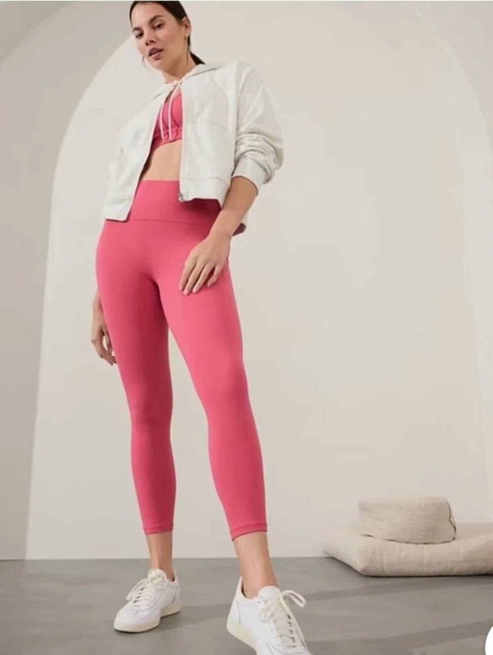Athleta Salutation Stash Dragonfruit Pink 7/8 Leggings